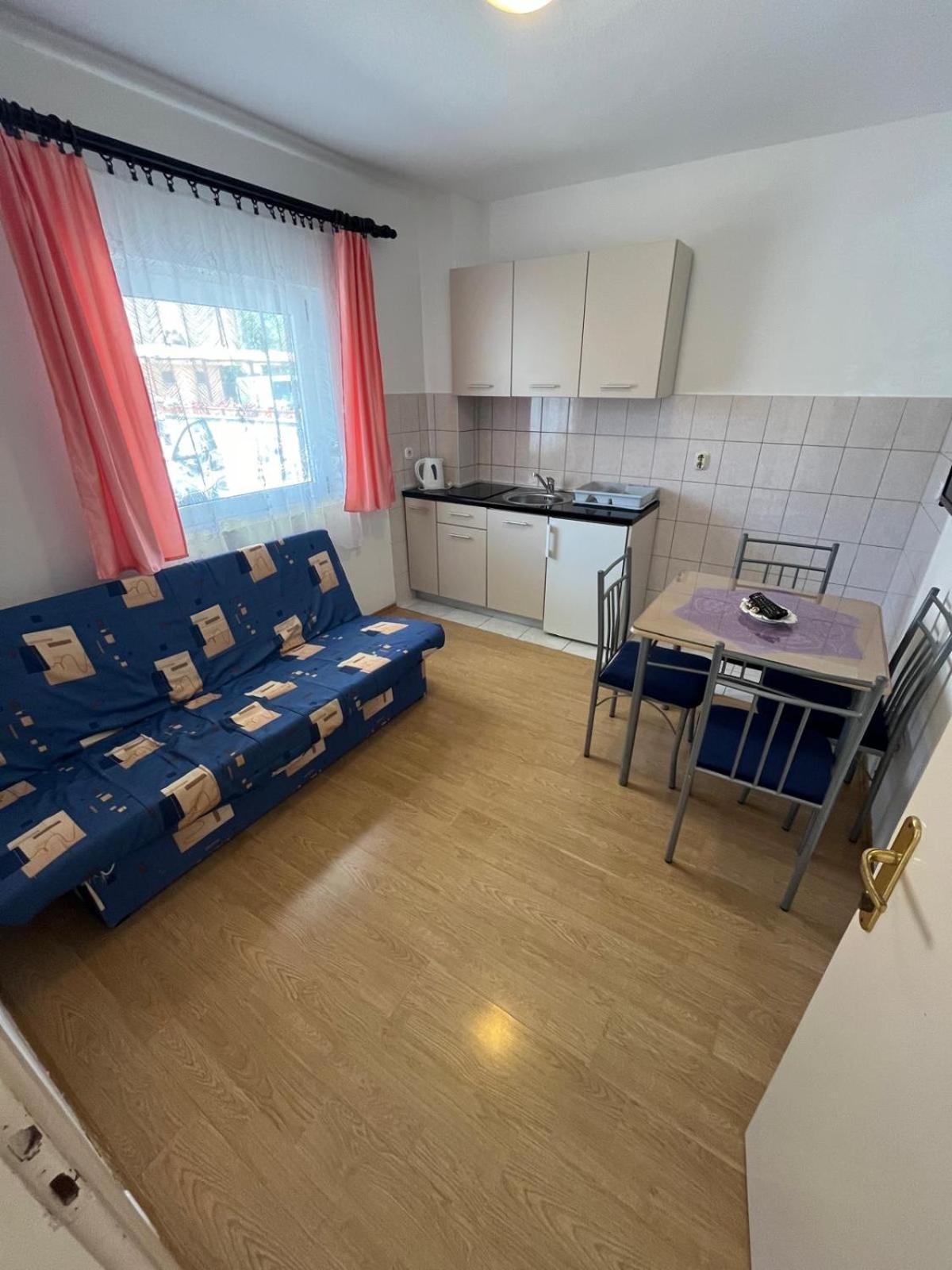 Apartmani Andrej Vodice Водице Екстериор снимка
